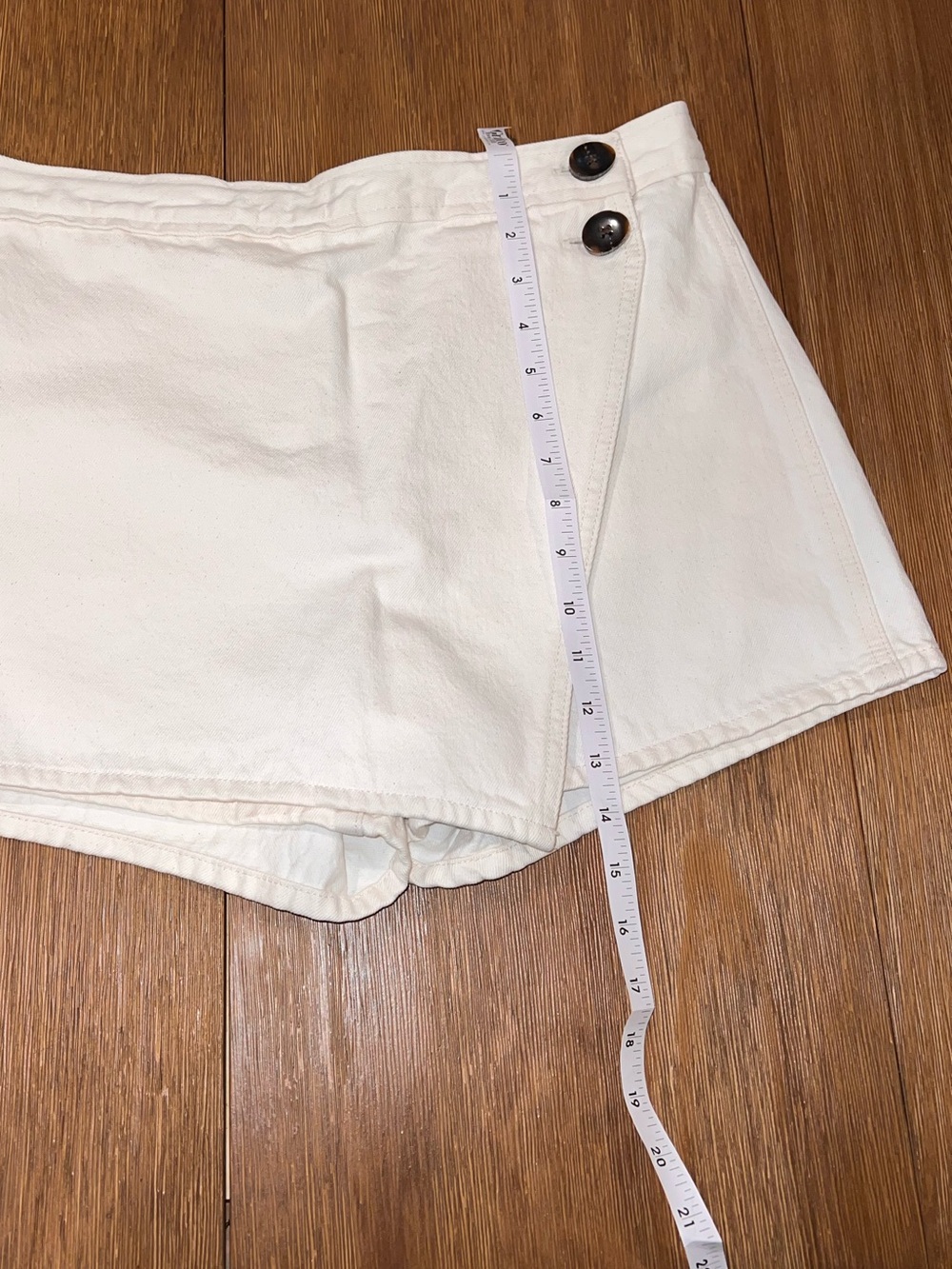 Madewell Ivory Wrap-Front Skort with Button Accent - Picture 2 of 10